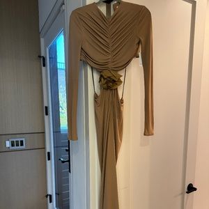 NWT SAINT LAURENT Floral-appliqué cutout crepe maxi dress Beige - 38
